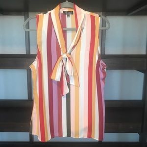 Retro colored, tie front blouse